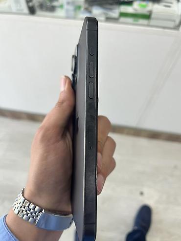 iphon 14 pro: IPhone 15 Pro Max, 256 GB, Qara, Face ID — 3