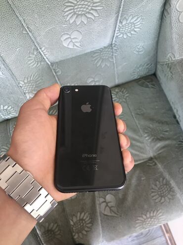 айфоны 8: IPhone 8, Б/у, 64 ГБ, Черный, Защитное стекло, Чехол, 100 %