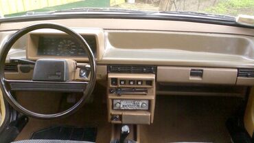 vaz 2107 maşınları: VAZ (LADA) 2109: 1.5 l | 1988 il | 98000 km Hetçbek