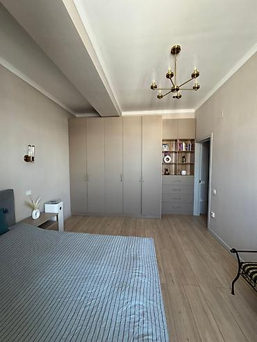 Продажа квартир: 5 и более комнат, 160 м², Индивидуалка, 2 этаж — 4