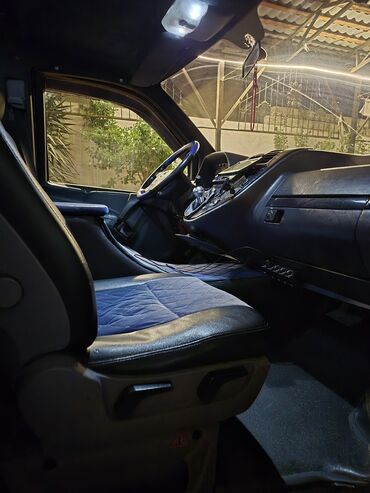 Mercedes-Benz: Mercedes-Benz Vito: 2.1 l | 2000 il Mikroavtobus — 4