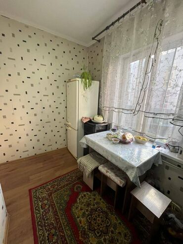 долгосрочная квартира жалал абад: 1 комната, 37 м², 105 серия, 2 этаж, Косметический ремонт