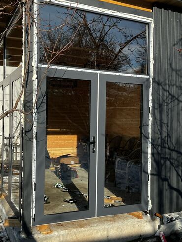 Алюминиевые окна на заказ: Алюминиевое окно на заказ, Тип окна: Витражные, Фасадные, Балконные, Бесплатная установка, Без рассрочки — 26