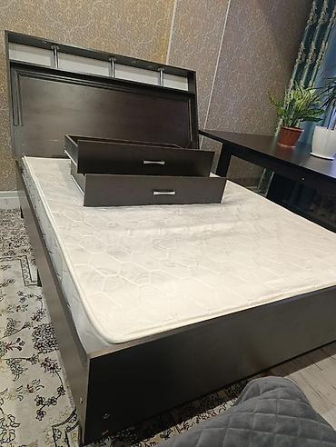 bunk bed: Кровать с подъемным изголовьем и встроенными ящиками - Размер — 2