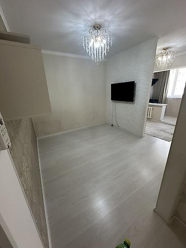 кварита: 2 комнаты, 46 м², Средний Джал 106 серия улучшенная, 8 этаж, Свежий ремонт — 3
