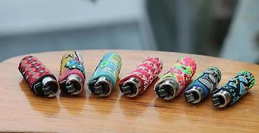 Upaljači i prateća oprema: Clipper upaljači - kolekcija sa reljefnim futrolama (set). Komplet — 5