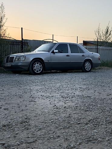 капот сешка: Mercedes-Benz W124: 1995 г., 2.2 л, Механика, Седан — 1