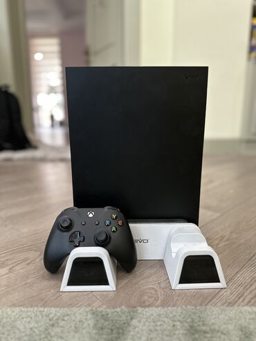игры xbox one: Продю Xbox One X с чехлом и подставкой Описание: Xbox One X не просто
