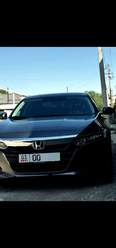 продаю авто в аварийном состоянии: Honda Accord: 2018 г., 1.5 л, Бензин, Седан