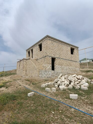 hokmelide kreditle heyet evleri: Hökməli 4 otaqlı, 120 kv. m, Kredit yoxdur, Təmirsiz