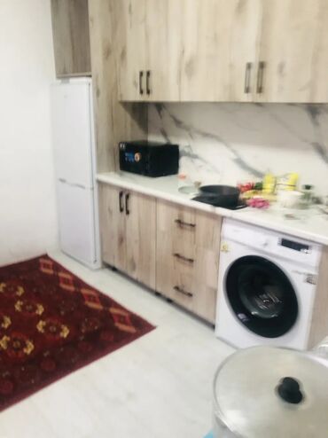 дом 1 комнатная: 40 м², 2 комнаты, Забор, огорожен