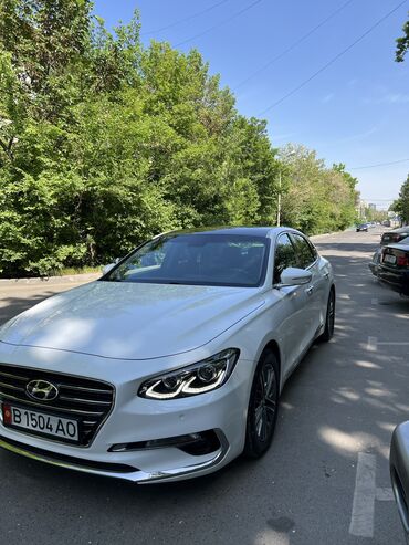 Hyundai: Hyundai Grandeur: 2017 г., 3 л, Автомат, Газ, Седан