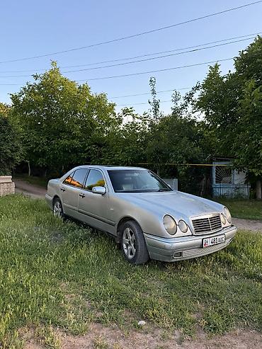 штучки на машину: Mercedes-Benz E-Class: 1997 г., 2.8 л, Типтроник, Бензин, Седан — 2