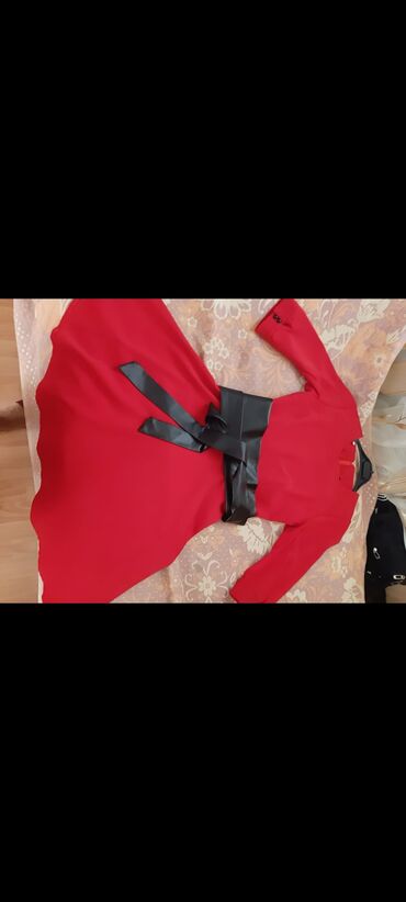 debli hamile geyimleri instagram: Ziyafət donu, Maksi, Alexander McQueen, M (EU 38)