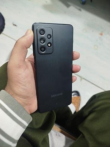 samsung s10 сколько стоит: Смартфон с экраном около с отверстием под фронтальную камеру по — 5