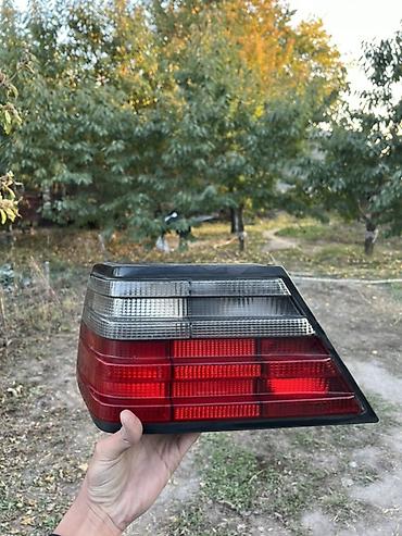 r 1860: Задняя фара левая Hella Оригинал 
Mercedes Benz w124 — 1