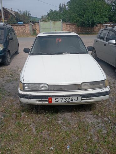 Mazda: Mazda 626: 1989 г., 2 л, Механика, Бензин, Седан