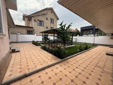 Долгосрочная аренда домов: 320 м², 6 комнат, Утепленный, Бронированные двери, Видеонаблюдение at lalafo.kg — 2 Долгосрочная аренда домов: 320 м², 6 комнат, Утепленный, Бронированные двери, Видеонаблюдение — 2