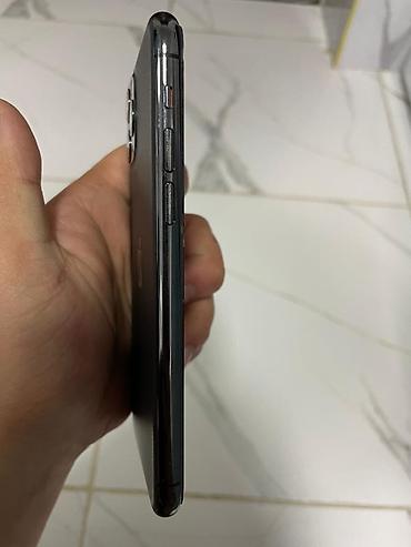 Apple iPhone: IPhone 11 Pro, Б/у, 64 ГБ, Чехол, 81 % — 4