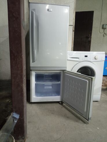 двухкамерный холодильник indesit: Холодильник Б/у, Двухкамерный, 55 * 140 *