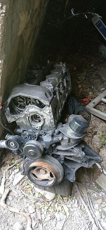 matoru vurub: Mercedes-Benz E 220, 2.2 l, Dizel, 2000 il, İşlənmiş — 2