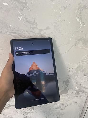 колонки и микрофон: Планшет, Redmi, память 128 ГБ, 10" - 11", 4G (LTE), Новый, Классический цвет - Серый — 1
