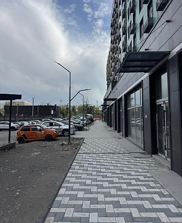 nova grand: Коммерческое помещение 214 м² в ЖК NOVA, 1-й этаж. $ 366 000 Ключевые — 1