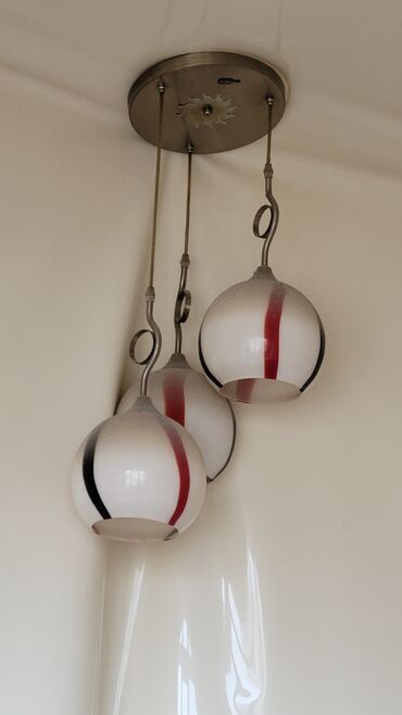 гум помощь: Отдам даром люстру за шоколадку