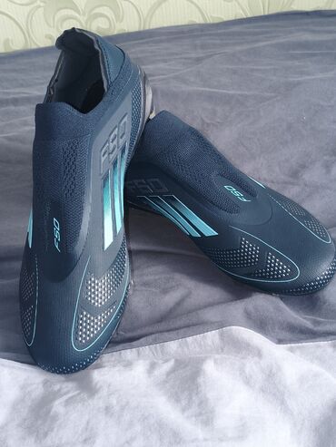 Digər idman və istirahət malları: Butslar Adidas, Ölçü: 41