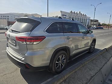 prius 2005: Toyota Highlander: 2019 г., 3.5 л, Автомат, Бензин, Внедорожник — 5