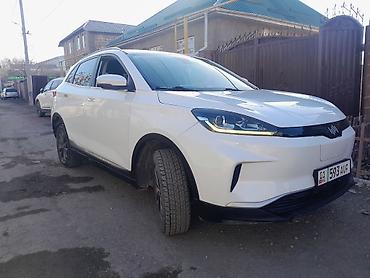 Weltmeister: Weltmeister EX5, 2021 г., 95000 км, Передний — 8