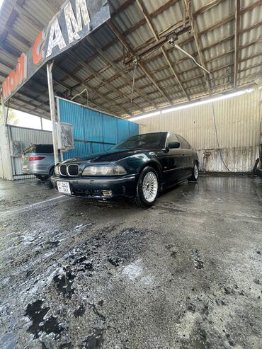 салон машины: BMW 5 series: 1997 г., 2.5 л, Механика, Бензин, Седан