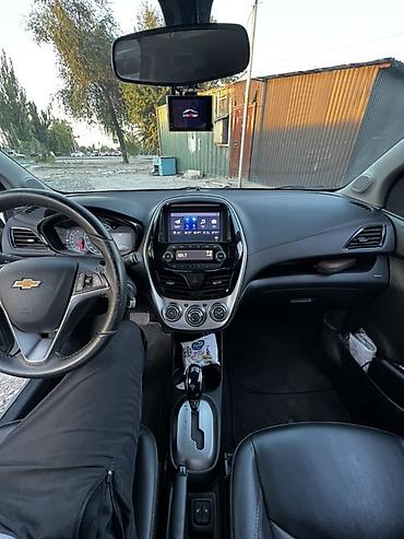 chevrolet spark: Chevrolet Spark: 2017 г., 1 л, Вариатор, Бензин, Хэтчбэк — 6