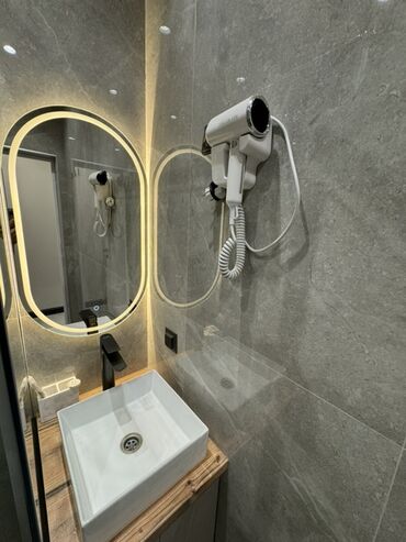 Посуточная аренда квартир: 1 комната, Душевая кабина, Постельное белье, Кондиционер — 6