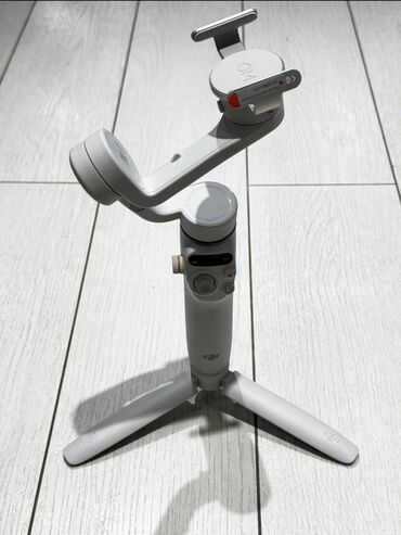 студийные микрофоны: Стабилизатор для смартфона DJI OM (серия Osmo Mobile), цвет серый