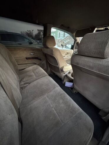 Honda: Honda Odyssey: 2002 г., 2.5 л, Автомат, Бензин, Универсал at lalafo.kg — 5 Honda: Honda Odyssey: 2002 г., 2.5 л, Автомат, Бензин, Универсал — 5