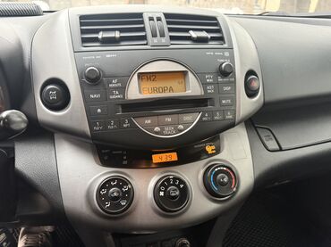 Toyota: Toyota RAV4: 2008 г., 2.2 л, Механика, Дизель, Кроссовер — 11