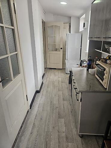 аренда кызыл кия: 37 м², 2 комнаты, Без животных — 3