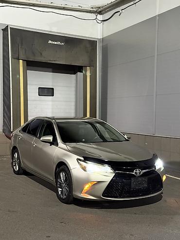 Toyota: Toyota Camry: 2017 г., 2.5 л, Автомат, Бензин, Седан — 2