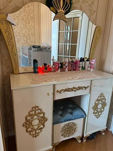 Digər mebel: *KAMOD* Qiymət *150 AZN* ünvan 9 Mkr Zülfiyyə ZB — 1
