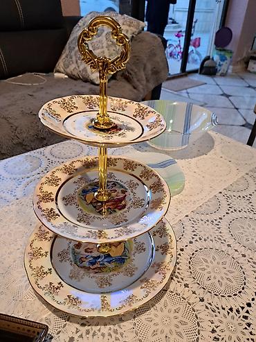 şirniyat qabi: Tort və şiriniyyat qabı, rəng - Ağ, Farfor — 2