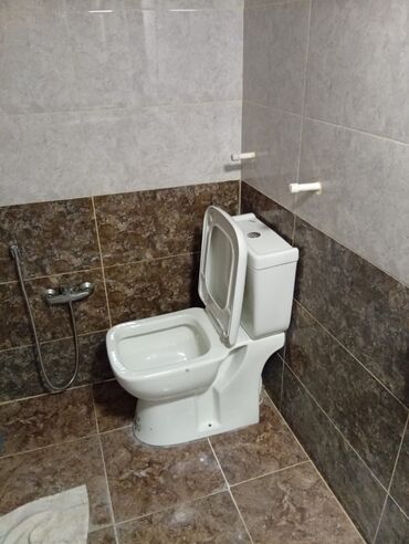 Uzunmüddətli kirayə mənzillər: Xirdalan seheri AAF park yaxinliginda 120 nin sonu terefde yerlesen 7 — 9