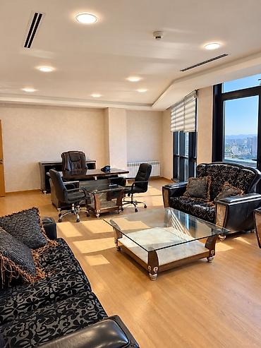 icare ofis: PRESTİJLİ OFİS İCARƏYƏ VERİLİR Ünvan: Nərimanov rayonu Sahə: 230 m² — 3