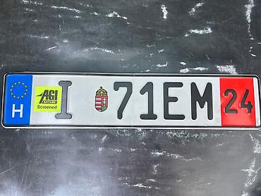 disk teker r18: Macaristan nömrə nişanı maketi - Uzun düzbucaqlı, Avropa standart — 1