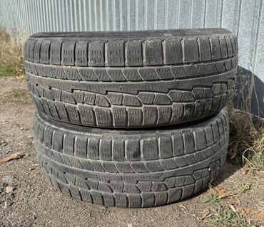 комплект зимней резины: Пара резины 225 60 17 Состояние видно на фото - Размер: 225/60 R17 -