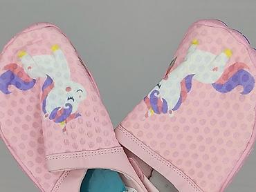 crocs ccc: Kapcie 35, Nowy — 5