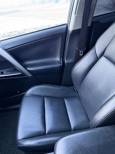 Toyota: Toyota RAV4: 2016 г., 2.5 л, Гибрид, Внедорожник at lalafo.kg — 7 Toyota: Toyota RAV4: 2016 г., 2.5 л, Гибрид, Внедорожник — 7