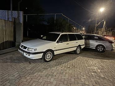 Volkswagen Passat: 1993 г., 2 л, Механика, Бензин, Универсал at lalafo.kg Volkswagen Passat: 1993 г., 2 л, Механика, Бензин, Универсал