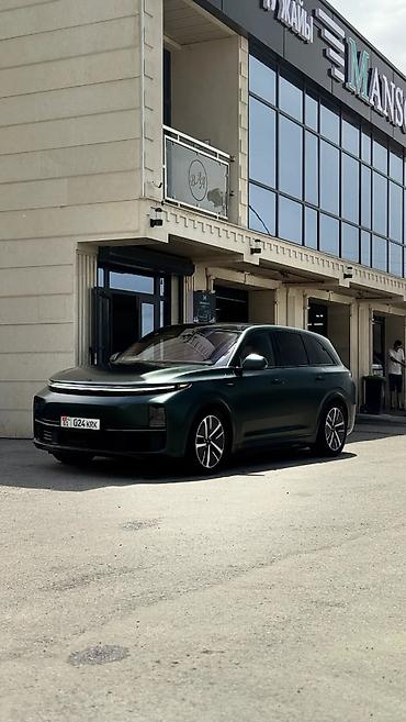 mini ev: Lixiang L7: 2024 г., 1.5 л, Электромобиль, Кроссовер — 1