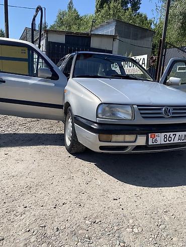 бампер на вента: Volkswagen Vento: 1992 г., 1.8 л, Автомат, Бензин, Седан — 2